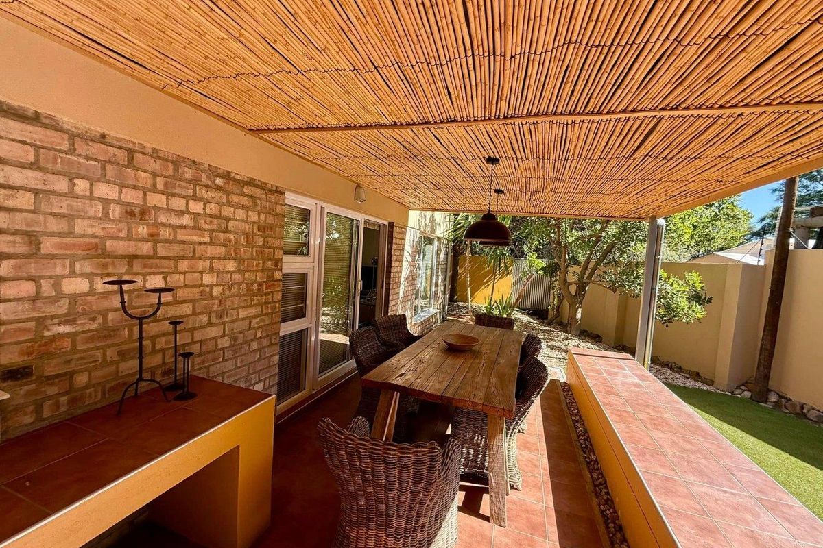 3 Bedroom Townhouse FOR SALE in Eros - Photo 2