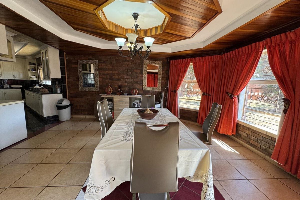 Spacious 3-Bedroom Home in Akasia Pretoria - Photo 5