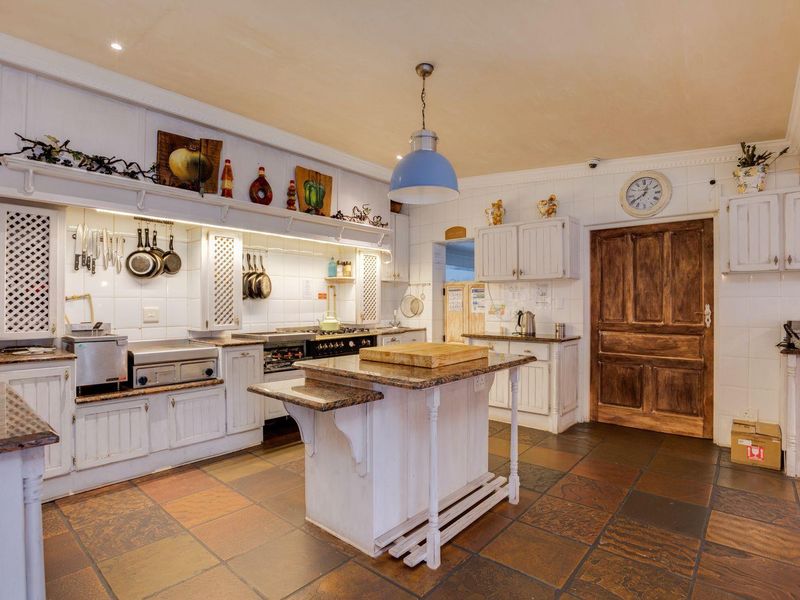 Iconic Grand Baroque Villa - Photo 9