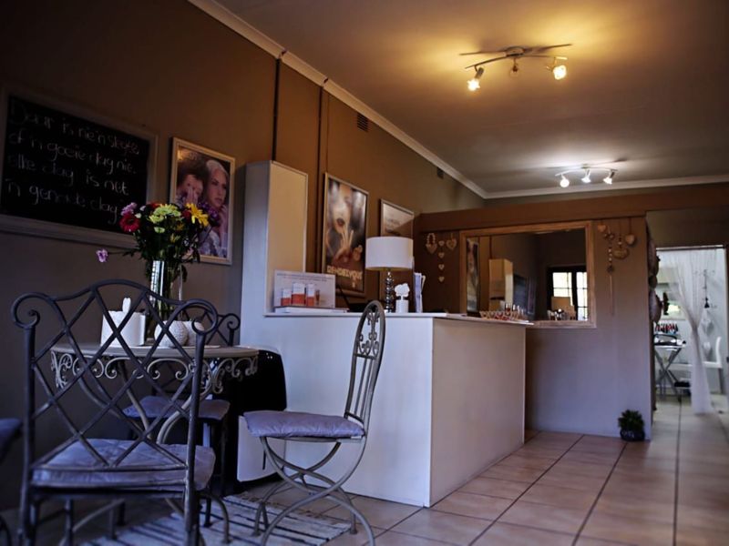 Excellent location -  A HOME for your family - Photo 5