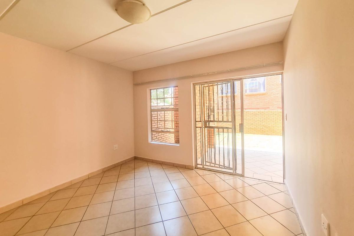 Welcome to Hazeldean – A Loadshedding-Free Area! - Photo 4