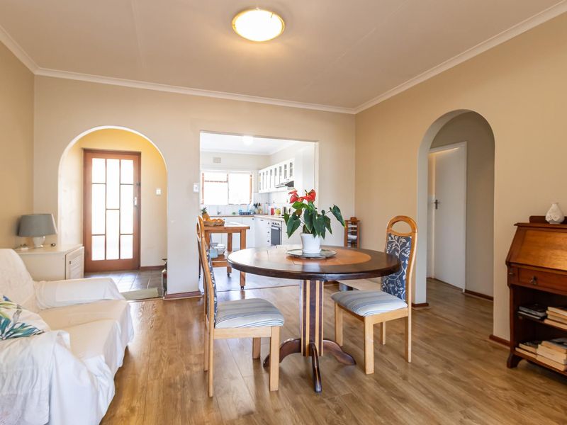 Spacious light and bright apartment with Sea and valley views - Photo 10