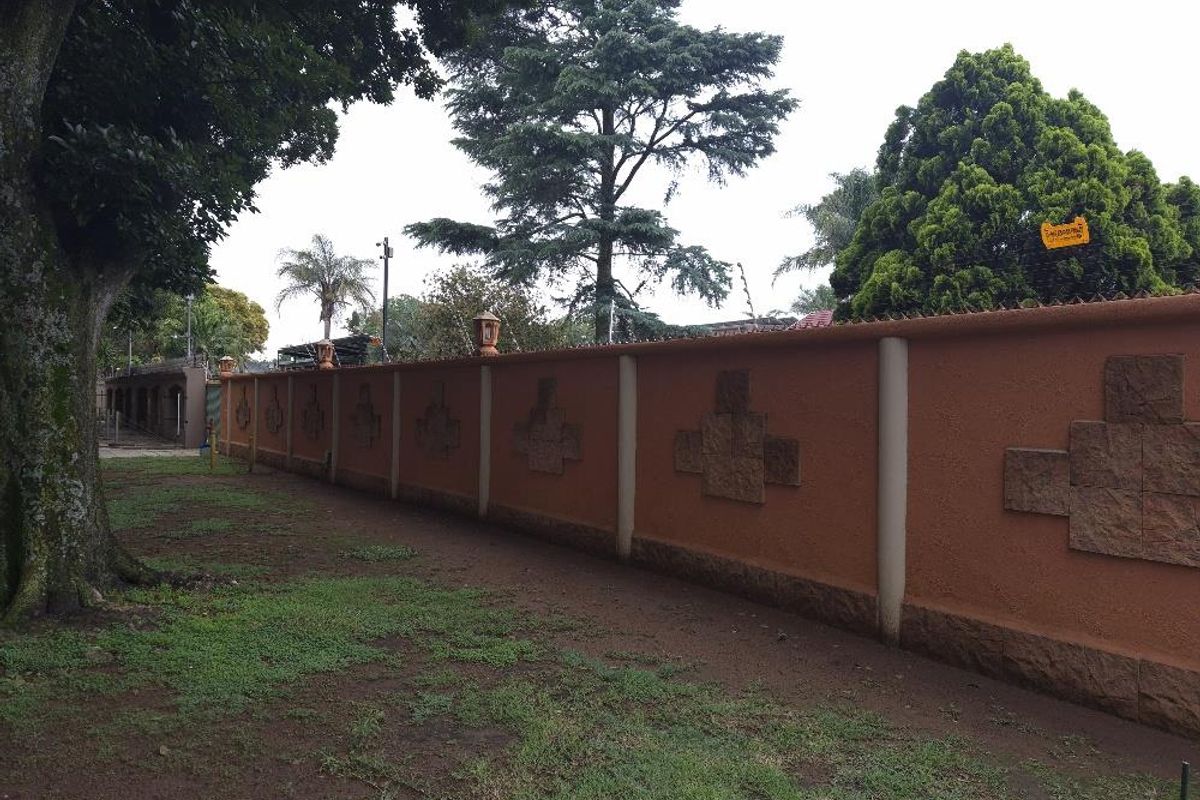 Large Family home in Beyers Park - Photo 4