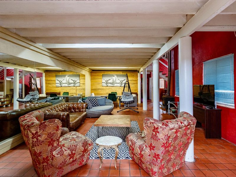 An opportunity to live in the trendy suburb of Richmond Hill. - Photo 7