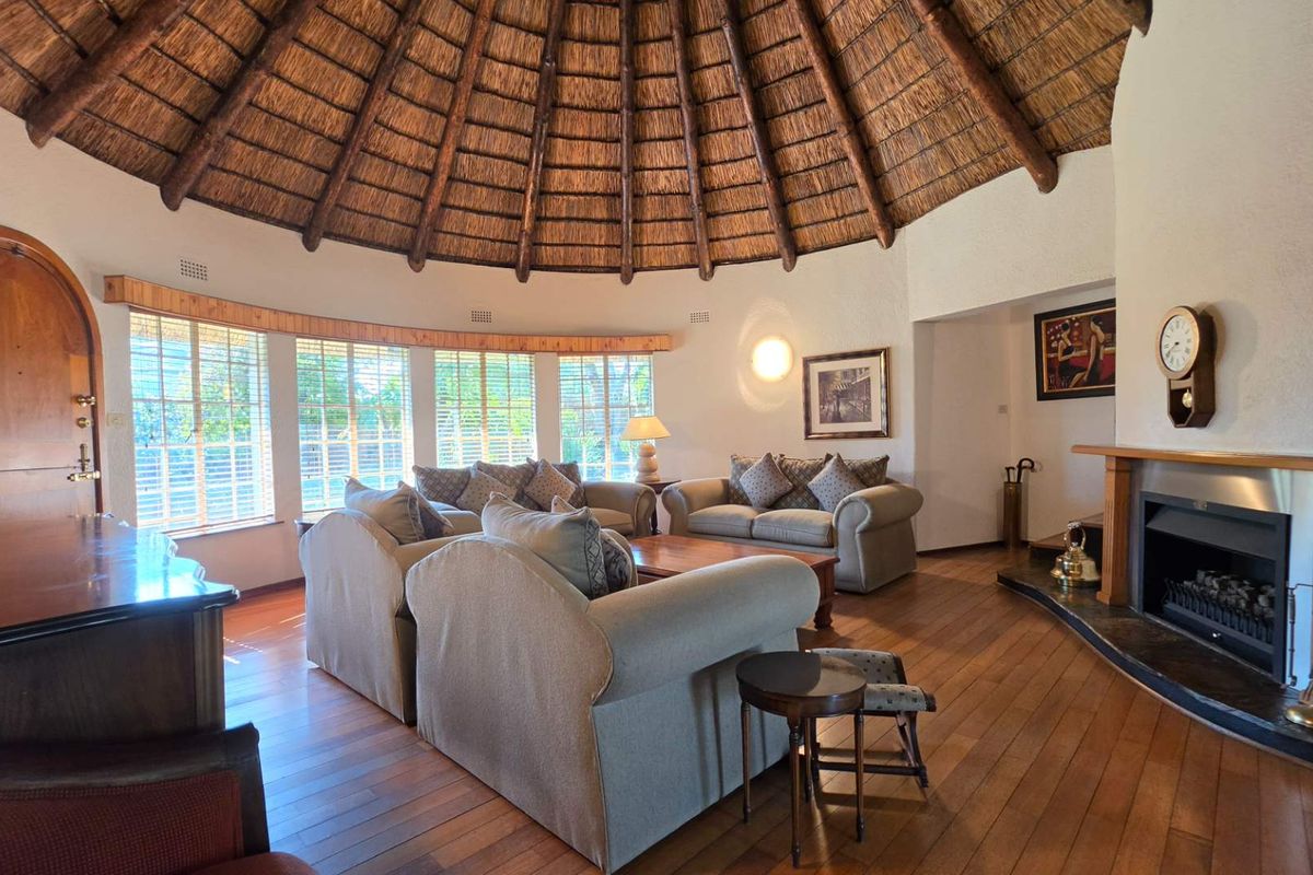 4 Bedroom House for sale in Verwoerdpark Alberton - Photo 3