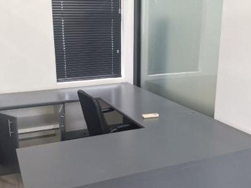 A-Grade Office To Let - Photo 5