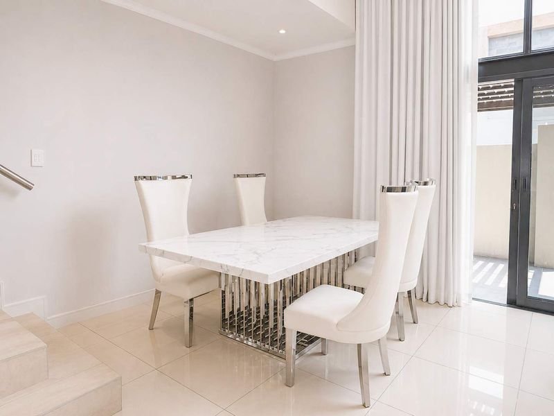 4 Bedroom cluster in Bryanston - Photo 9