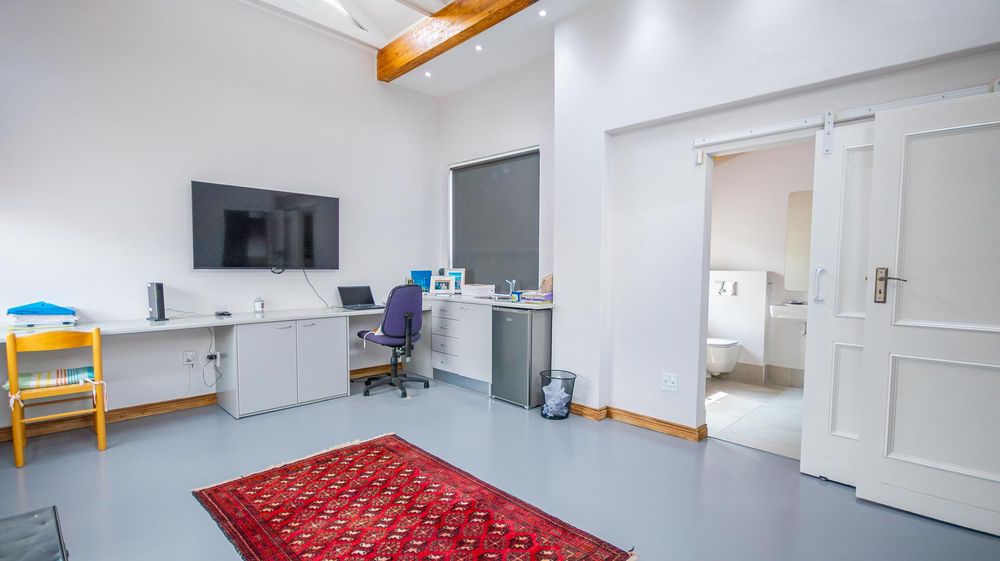 Bedrooms fitted with air conditioners, and small kitchenettes