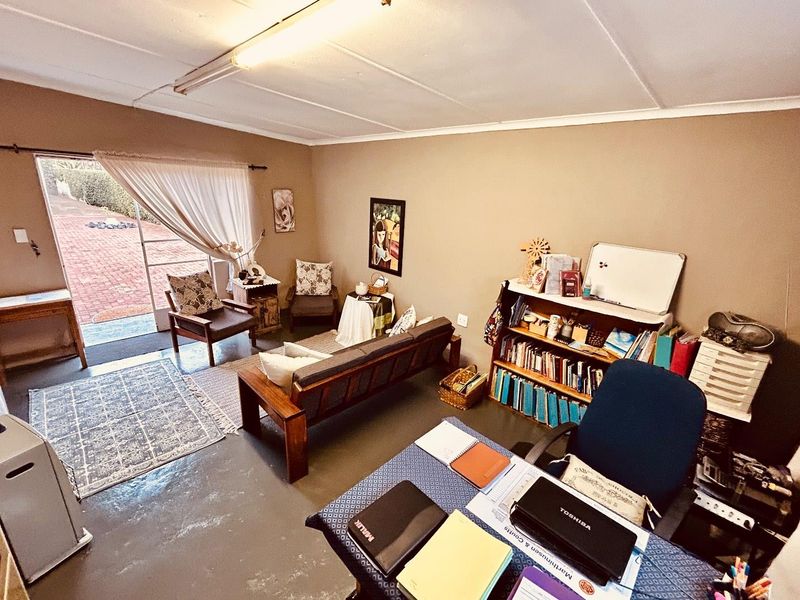 4 bedroom house for sale in Vryheid - Photo 7