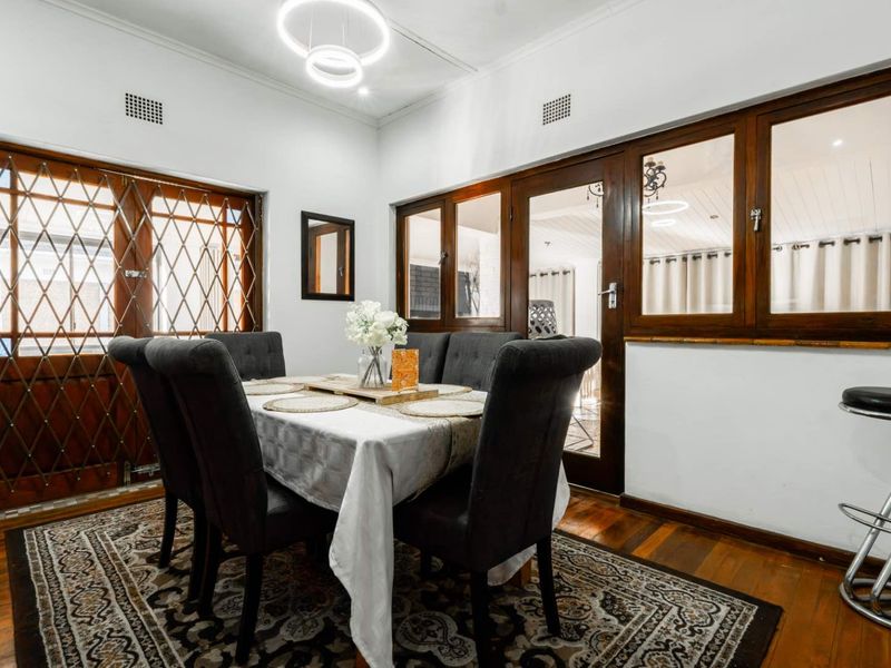 Spacious 3-Bedroom Family Home To Rent – Comfortable Living & Entertainer’s Delight - Photo 3