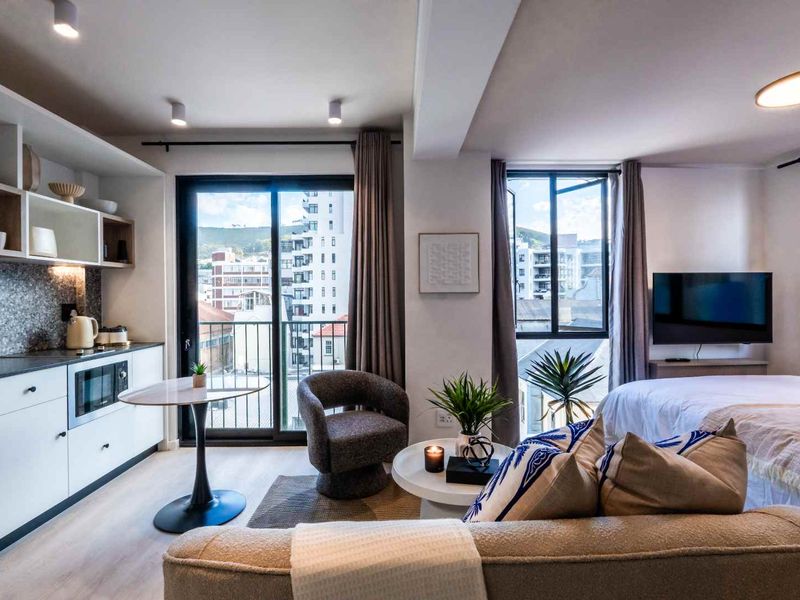 Studio apartment in Cape Town City Centre - Photo 10