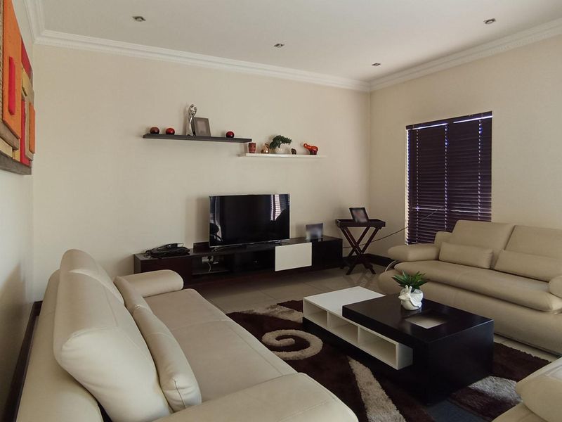 BLUE VALLEY GOLF AND COUNTRY ESTATE - Photo 3