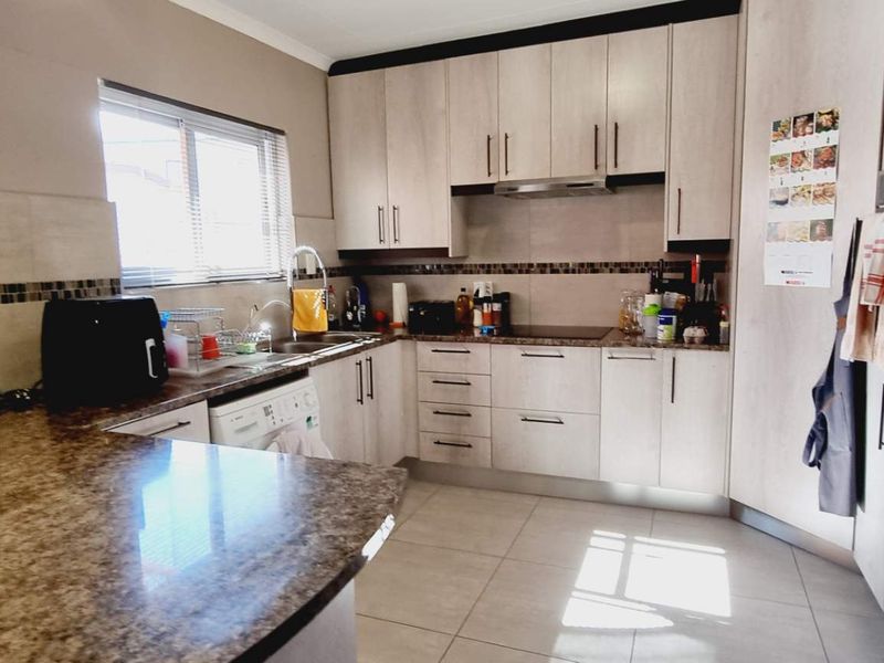 Pioniers park Townhouse For sale - Photo 2