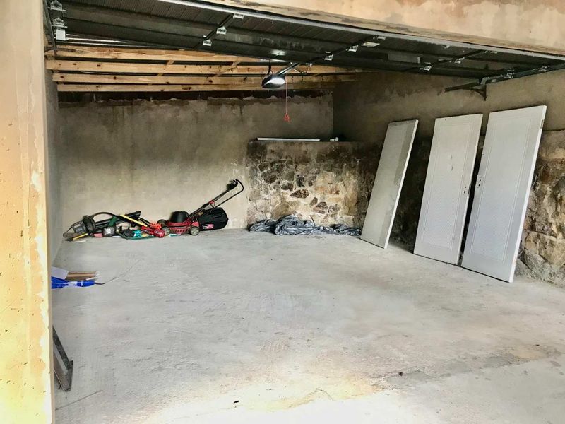 5 Bedroom Home in Ferndale - Photo 5