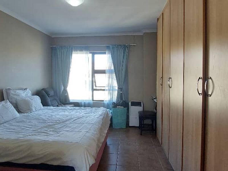 "Coastal Charm: Stunning 2 Bed Property in Longbeach - N$1,250,000" - Photo 3