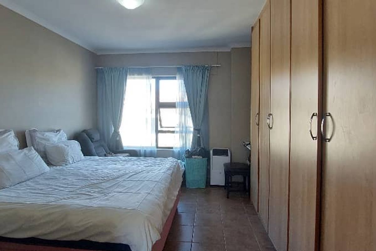 "Coastal Charm: Stunning 2 Bed Property in Longbeach - N$1,250,000" - Photo 3