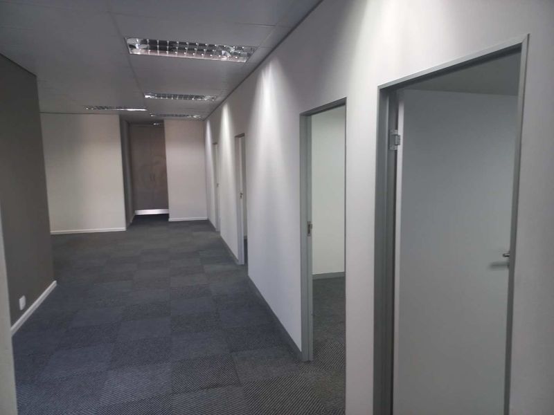 Office space available immediately, just off William Moffett Expressway! - Photo 3