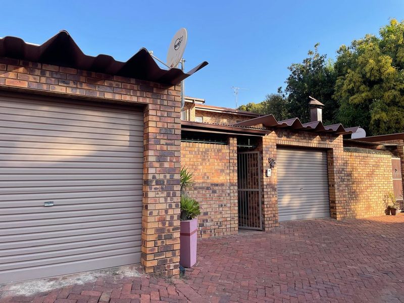 2 Bedroom townhouse in Pretoria Silverton - Weavindpark - Photo 4