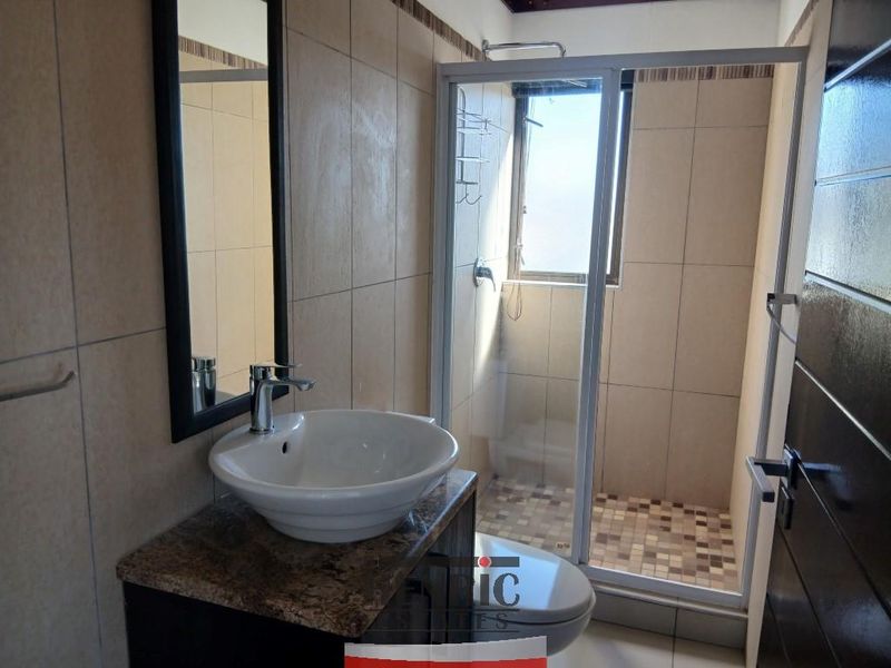 LUXURY   ---   SPACE   ---   VIEW   ---   LOCATION - Photo 10