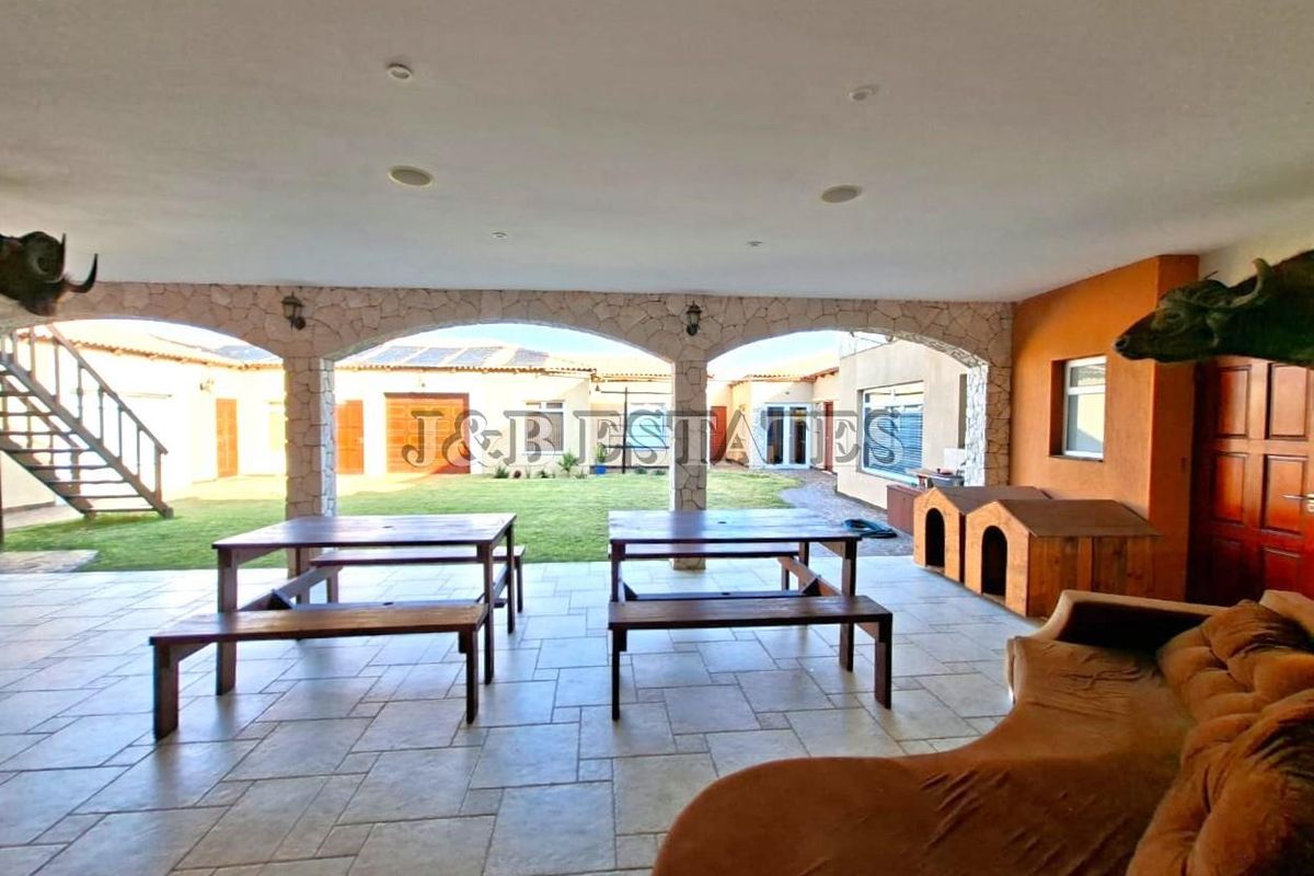 Luxury Estate at Rossmund Golf Resort - Swakopmund - Namibia - Photo 3