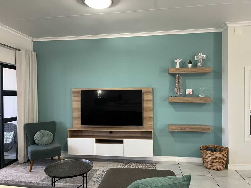 Tastefully Fully Furnished Top-Floor Unit for Rent – Ballito Hills - Photo 7