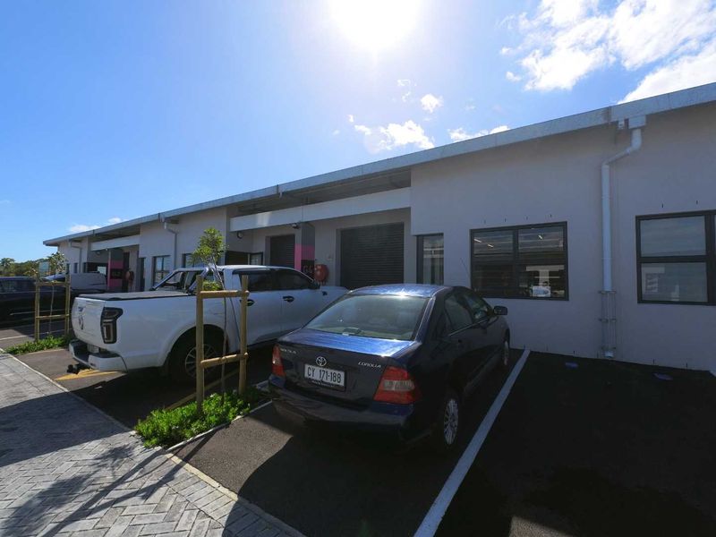 121sqm Warehouse space to let - Montague Gardens - Photo 2