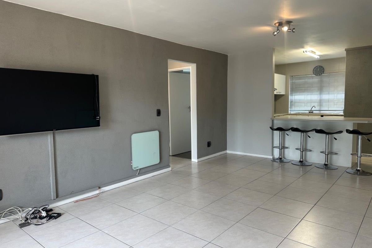 Spacious Ground Floor Apartment in Popular D'urban Place - Photo 4