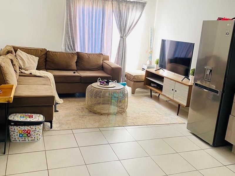 2 Bedroom House for Sale in Theresapark - Photo 5