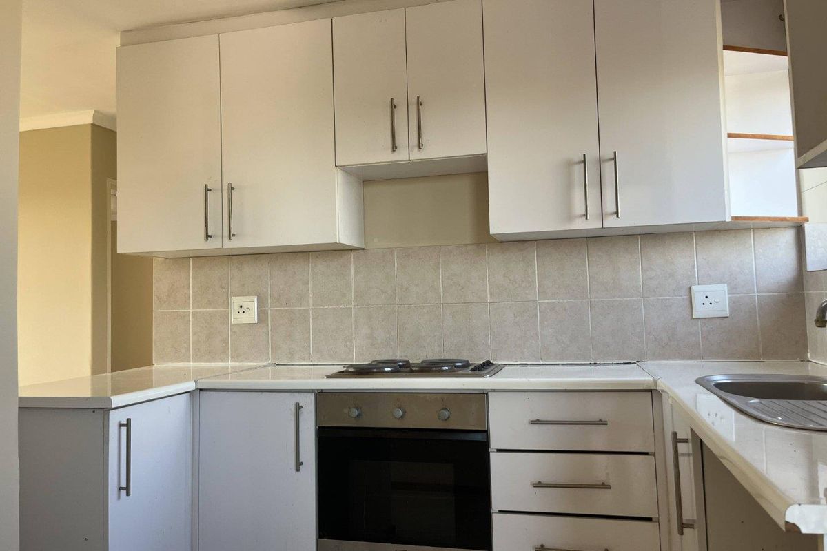 Two bedroom Apartment - Photo 5