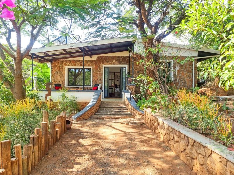 Rare 2.18ha home in the Heart of Kampersrus - Photo 2
