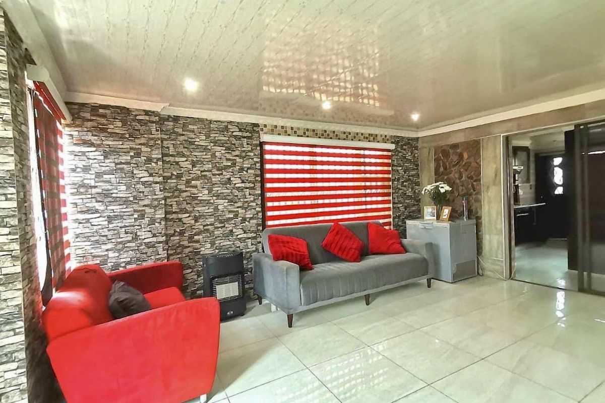 2-Bedroom Open-Plan Home with Beautiful Kitchen – Perfect Starter or Investment Property - Photo 4