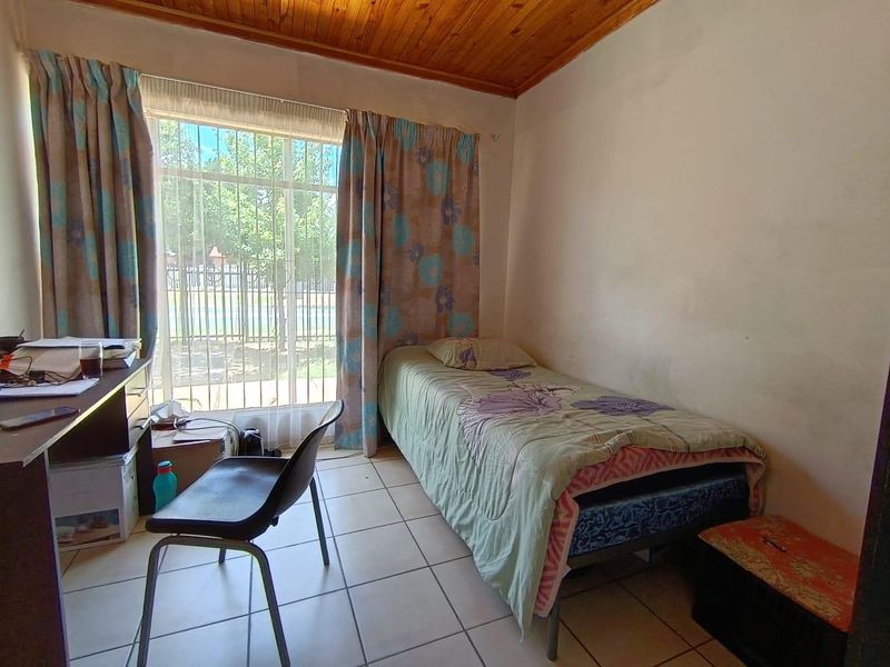 Prime Student Housing: 8 Beds Near University - Photo 2