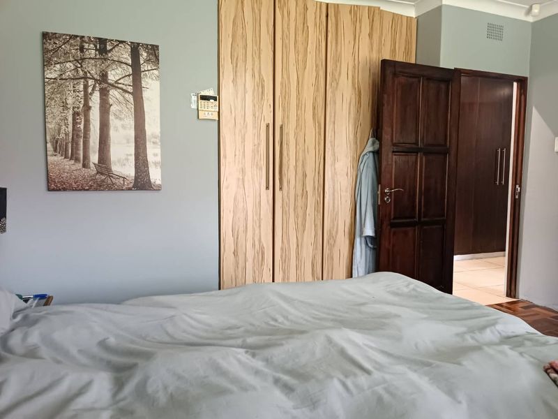 Family Home with Flat  and Off-Grid Features - Photo 7