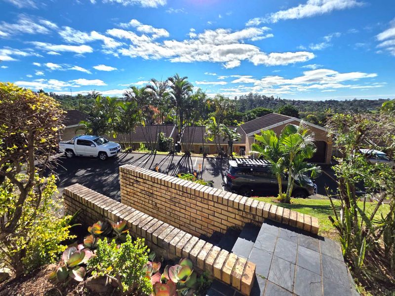 Spacious 3-Bedroom Family Home for Sale in The Wolds – Pet-Friendly & Secure Living - Photo 4