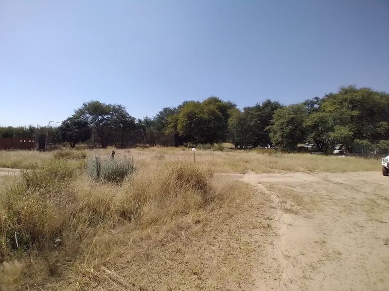 BRAKWATER PRIME PROPERTY HIGH - LAST LEFT THIS BIG NEXT TO ROAD - Photo 4