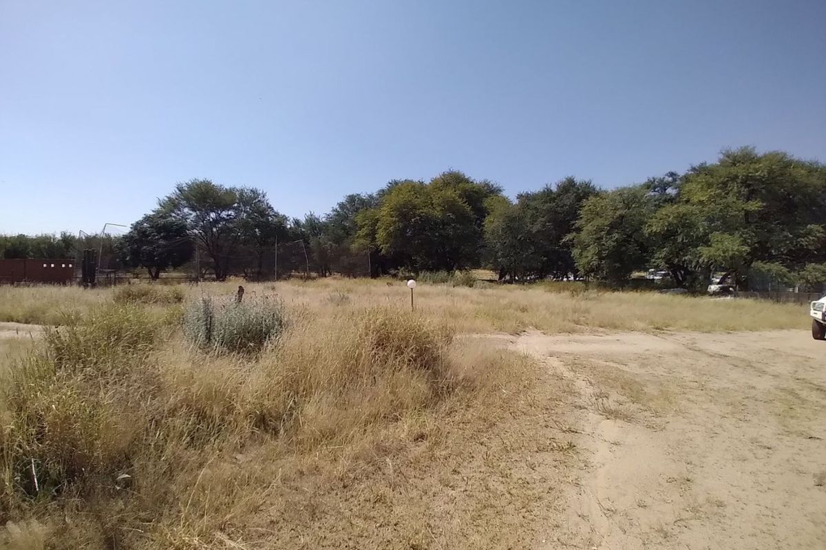 BRAKWATER PRIME PROPERTY HIGH - LAST LEFT THIS BIG NEXT TO ROAD - Photo 4