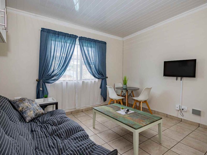 La Bella Vida Self Catering Apartments - Photo 2