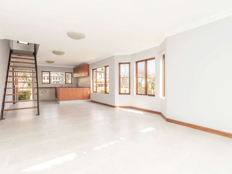 Freestanding 2 Beds, 2 Baths in the heart of Kyalami - Photo 4