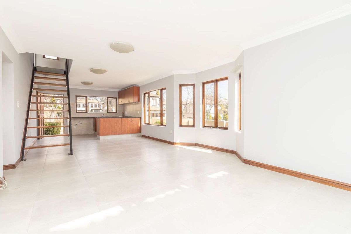 Freestanding 2 Beds, 2 Baths in the heart of Kyalami - Photo 4