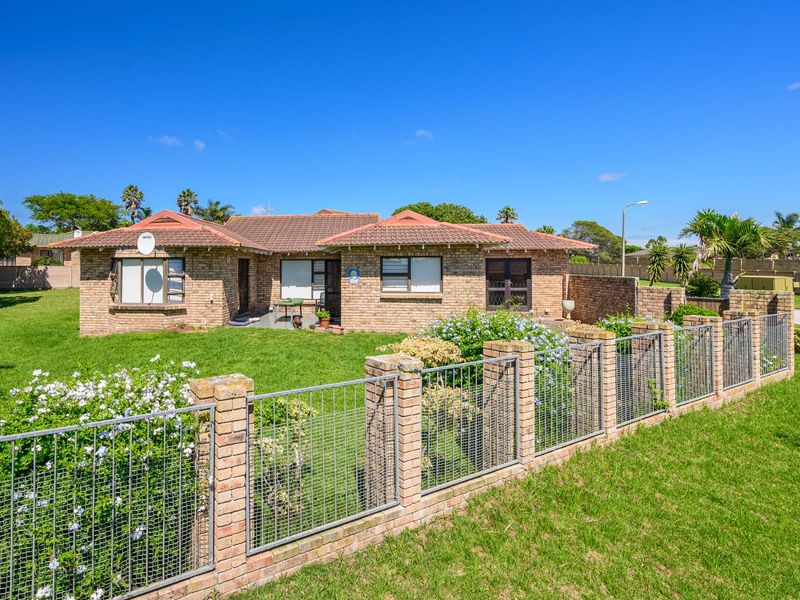 3 Bedroom home for Sale in Beverley Grove - Photo 4