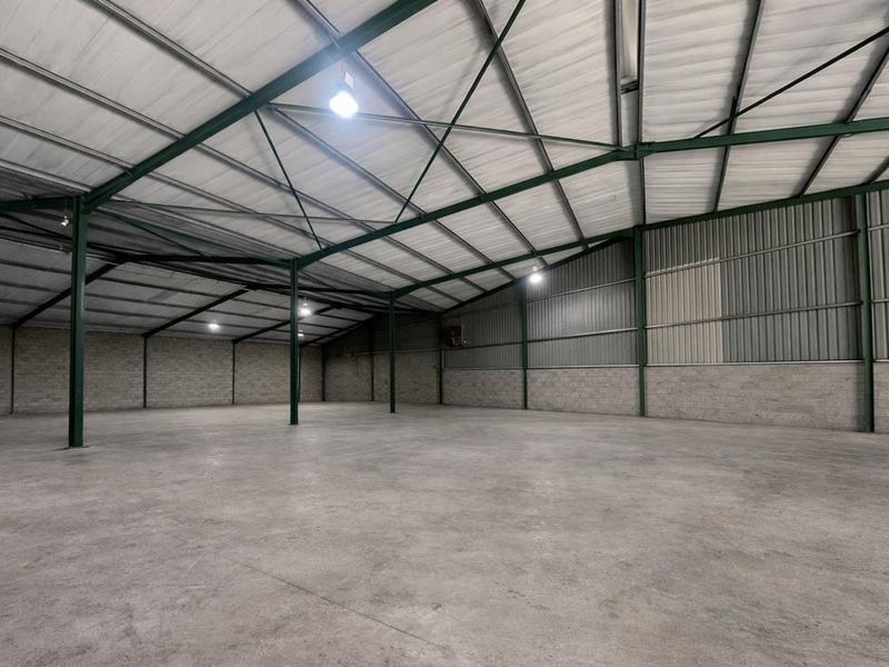 Hendra - Prime Large-Scale Warehouse To Let – Briardene Industrial Node - Photo 3