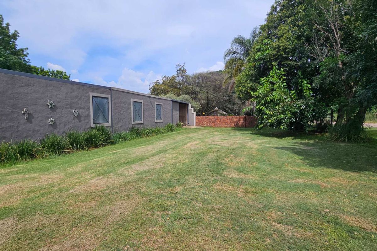 Compact, Secure, OFF THE GRID Equestrian Property - Photo 2