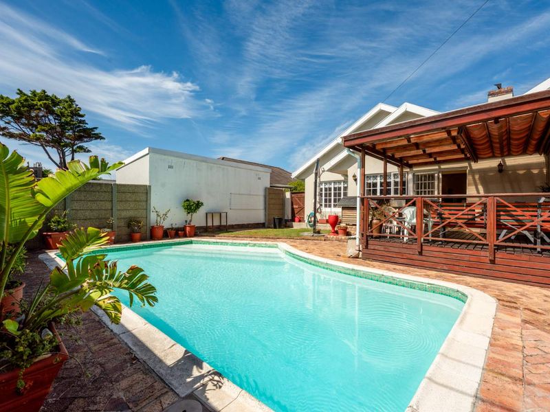 Your Dream Family Home Awaits - Photo 2