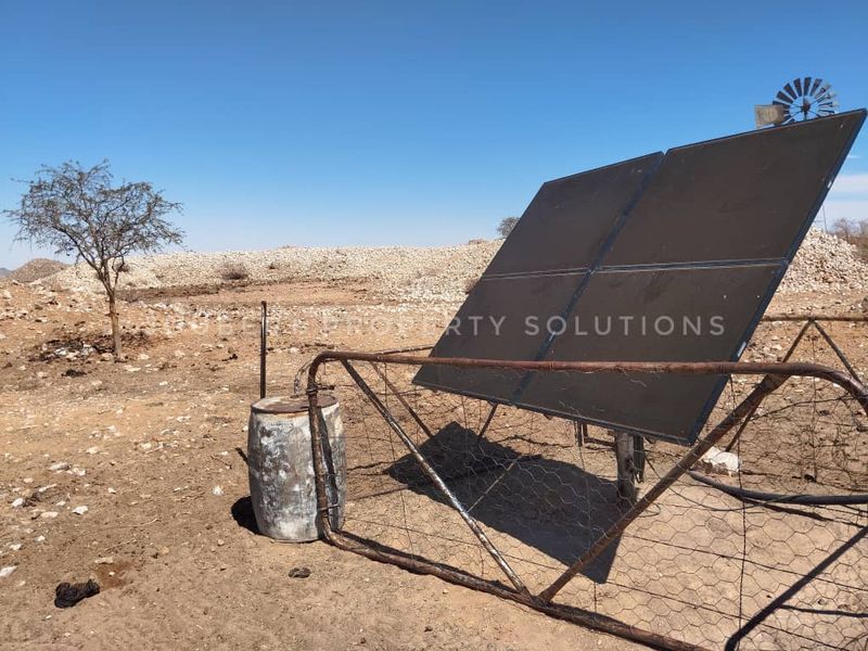 BEAUTIFULL HUNTING / LIVESTOCK / MINING FARM FOR SALE IN THE SOUTH OF NAMIBIA – ARIAMSVLEI DISTRICT - Photo 6