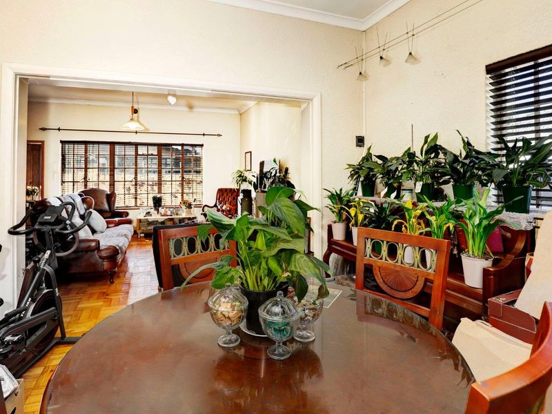 Family home in Vredelust - a few steps from Louis Leipoldt Medi-Clinic! - Photo 7