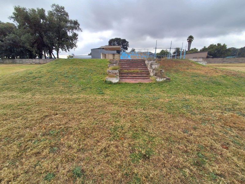 Main Road Access - Ideally Located Smallholding at an Exceptional Price - Photo 7