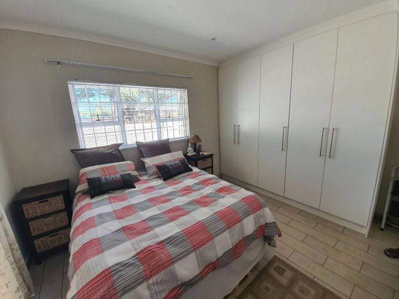Beautiful Garden Flat to rent in Table View - Photo 6