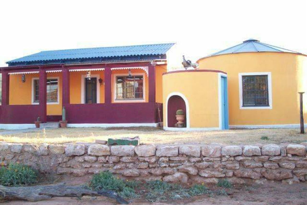 Small Holding with Tourism Potential | Mariental District, Hardap - Photo 3