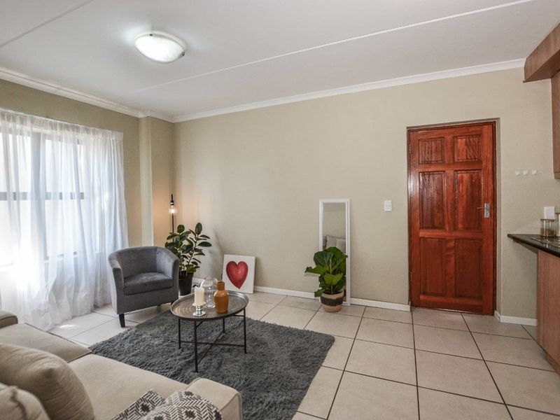 One bedroom Apartment - Photo 5