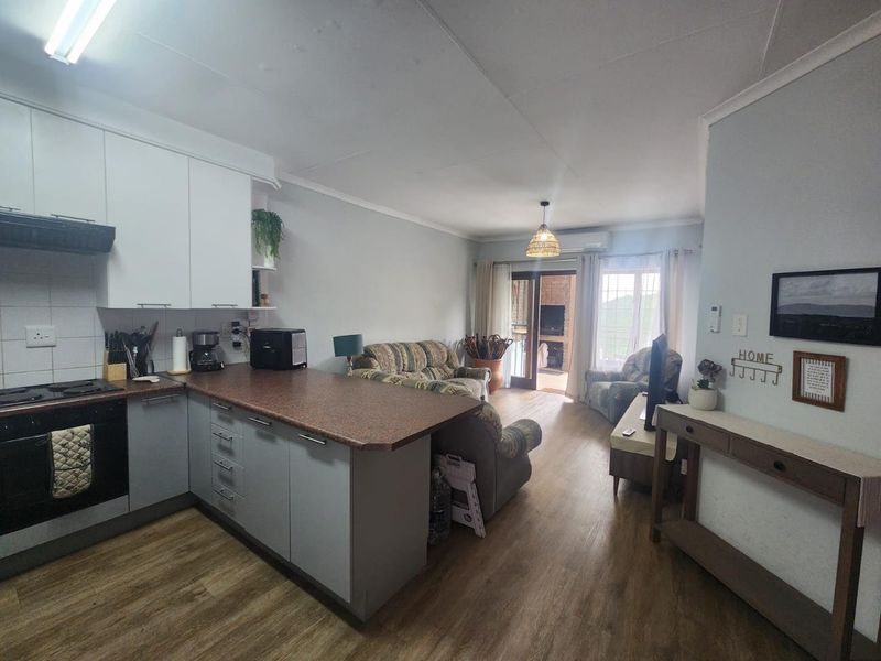 Two Bedroom unit in Hillside Manor - Photo 6